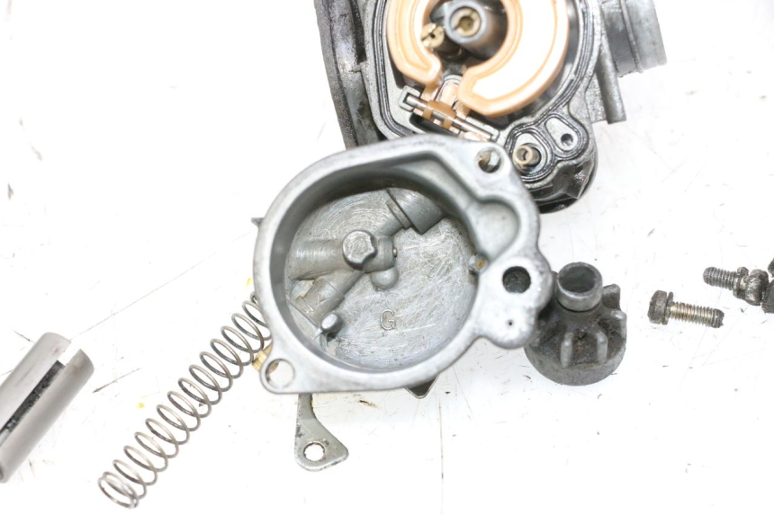 photo de VERGASER PEUGEOT TREKKER 50 (1995 - 2004) - Detaillierte Sichtprüfung