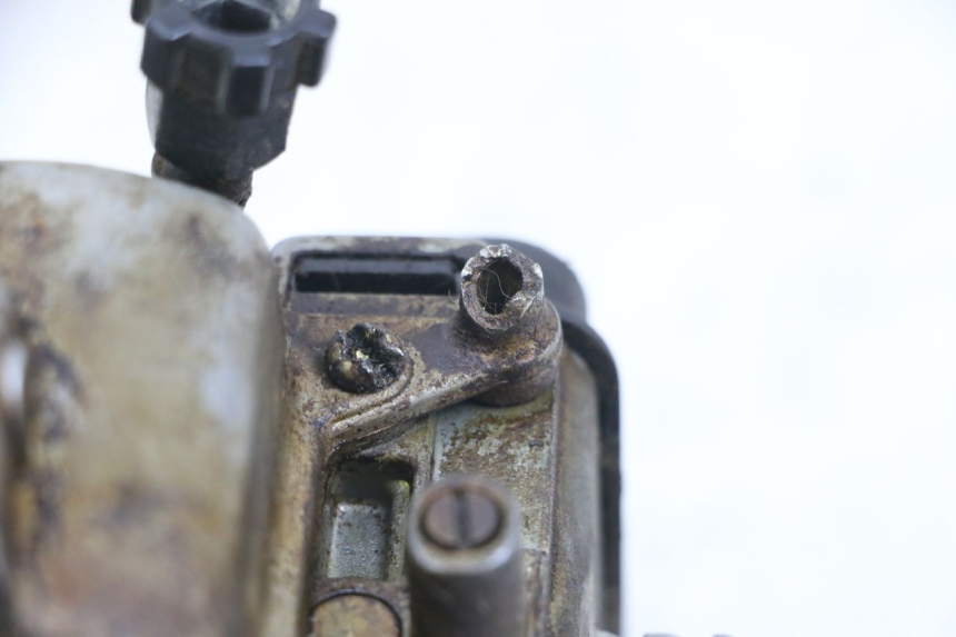 photo de VERGASER HONDA TRX 300 (1988 - 2000) - Technische Nahaufnahme