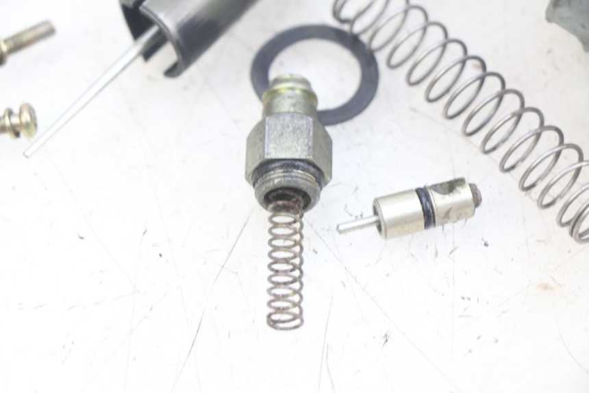 photo de VERGASER YAMAHA TTR 125 (2000 - 2020) - Kennzeichnungen und Originalreferenzen