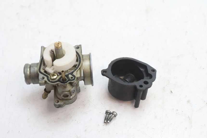 photo de VERGASER PIAGGIO TYPHOON 50 (2000 - 2009) - Details der Befestigungspunkte