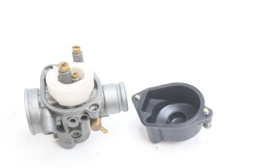 photo de VERGASER PIAGGIO TYPHOON 50 (2000 - 2009) - Oberflächenzustand und Material