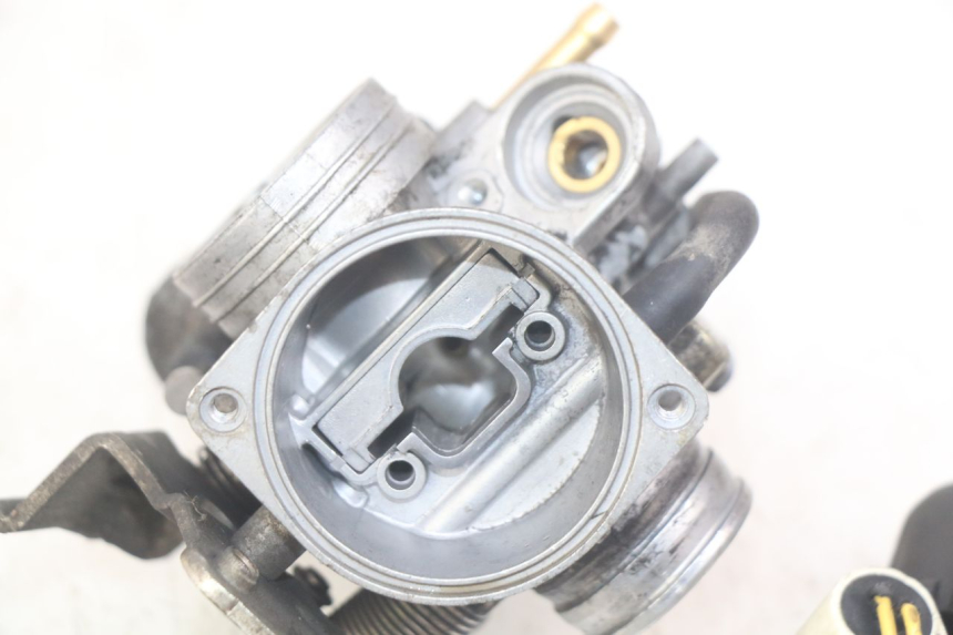 photo de VERGASER SUZUKI UH BURGMAN 125 (2002 - 2006) - Zoom auf Komponenten