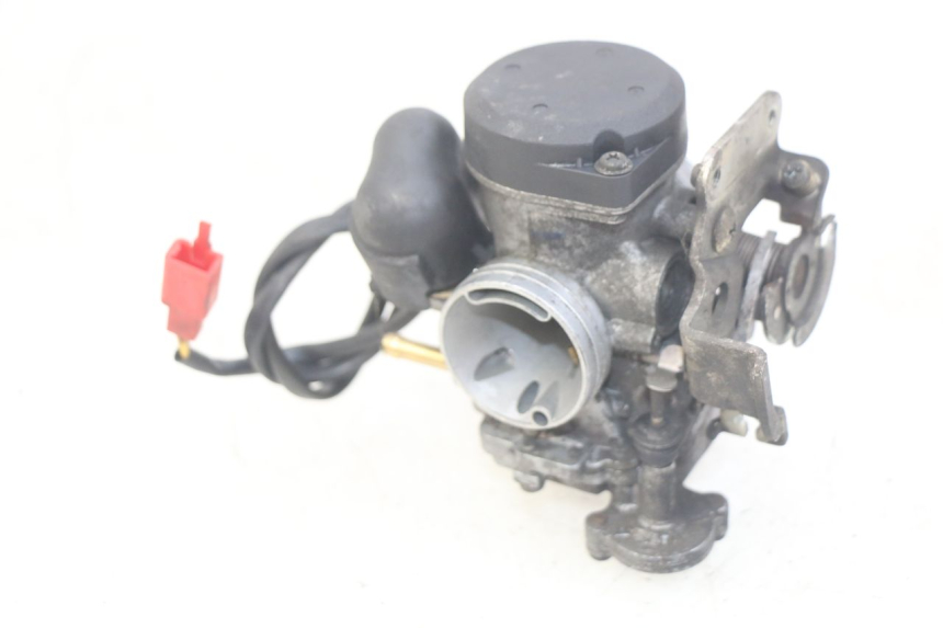photo de VERGASER SUZUKI UH BURGMAN 125 (2002 - 2006) - Zoom auf Gebrauchszustand