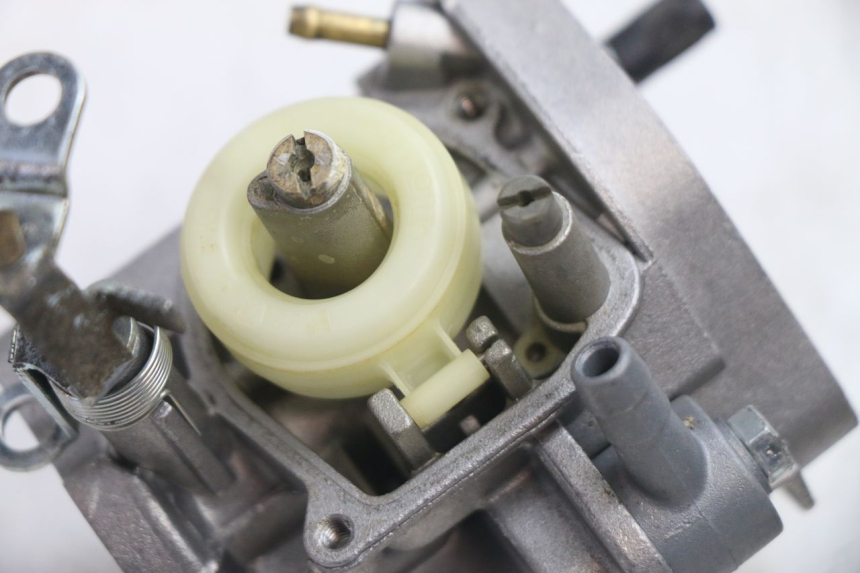 photo de VERGASER PIAGGIO VESPA PK FL 2T 50 (1990 - 1996) - Details der Befestigungspunkte