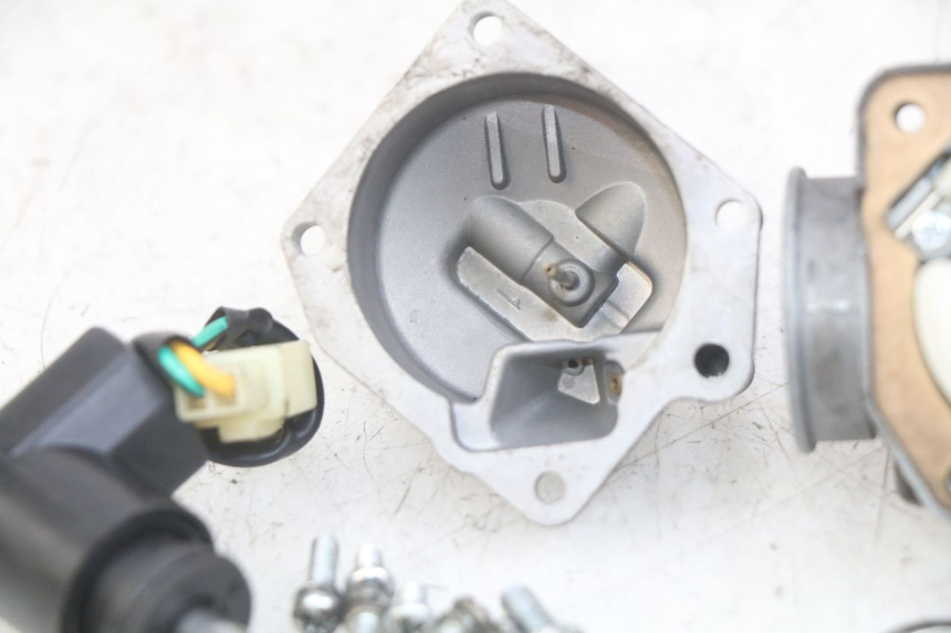 photo de VERGASER PEUGEOT VIVACITY NEW 2T 50 (2008 - 2017) - Kennzeichnungen und Originalreferenzen