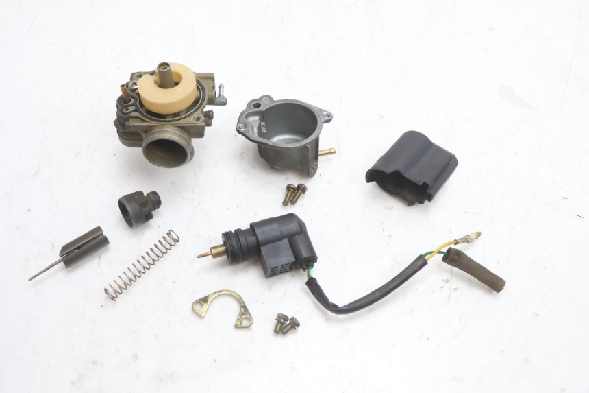 photo de VERGASER PEUGEOT VIVACITY 50 (1998 - 2003) - Oberflächenzustand und Material