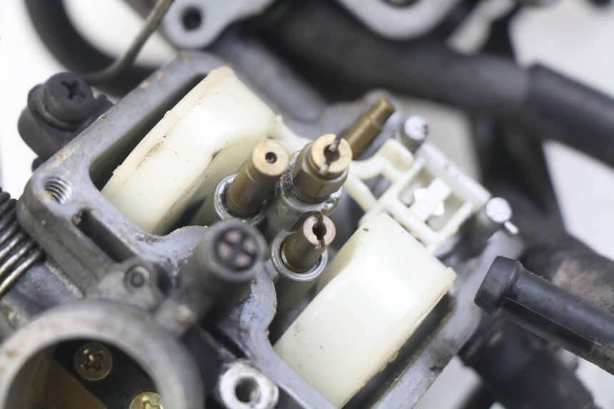 photo de VERGASER HONDA VT C SHADOW 125 (1999 - 2007) - Alternativer Blickwinkel