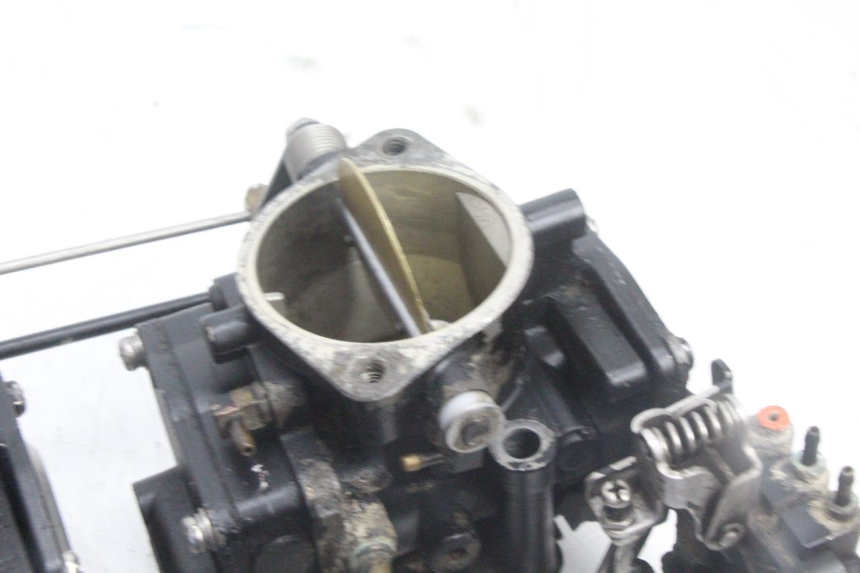 photo de VERGASER YAMAHA WAVE RUNNER GP R 1200 (2000 - 2003) - Charakteristische Merkmale