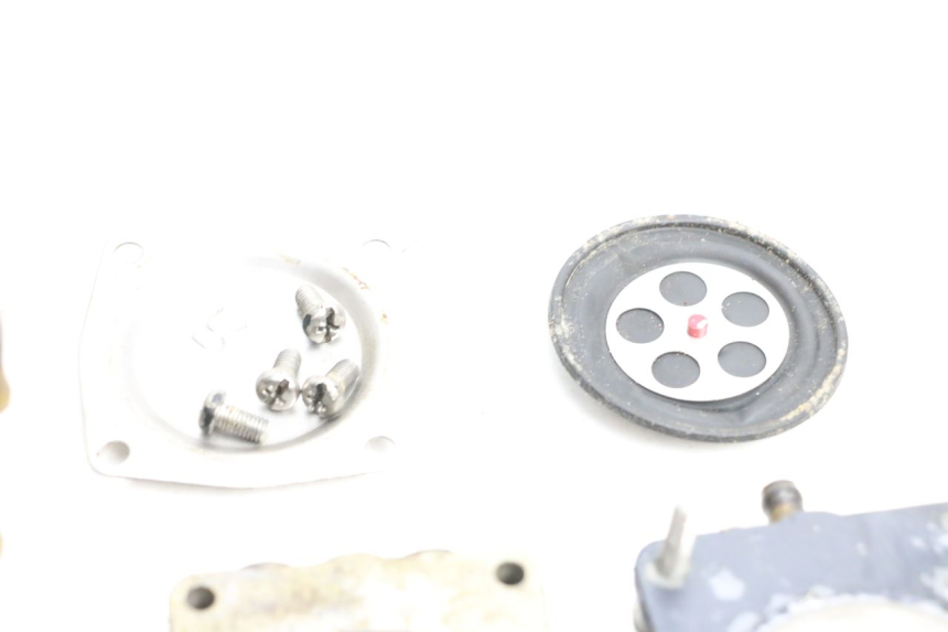 photo de VERGASER YAMAHA WAVE RUNNER GP R 1200 (2000 - 2003) - Weitere Ansicht des Artikels