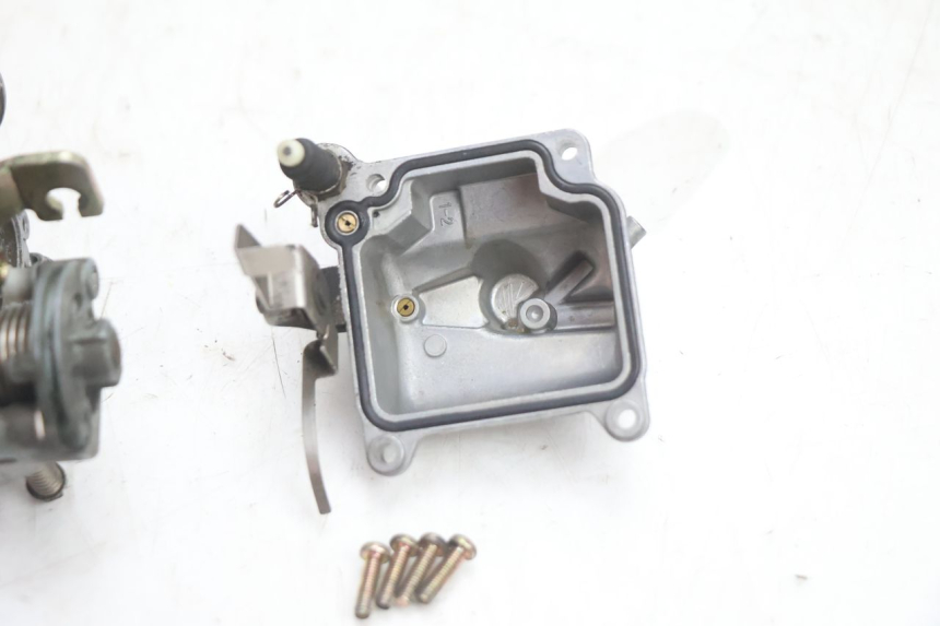 photo de VERGASER PIAGGIO X8 STREET 125 (2006 - 2007) - Weitere Ansicht des Artikels