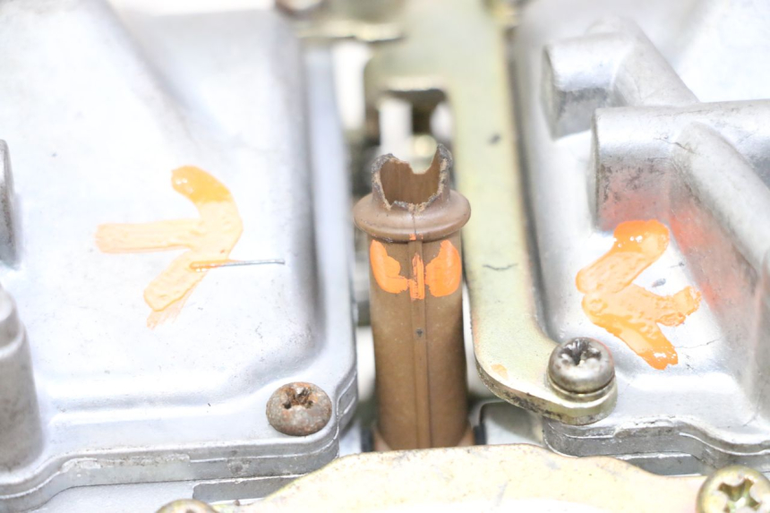 photo de VERGASER YAMAHA XJN DIVERSION 600 (2000 - 2003) - Hauptansicht