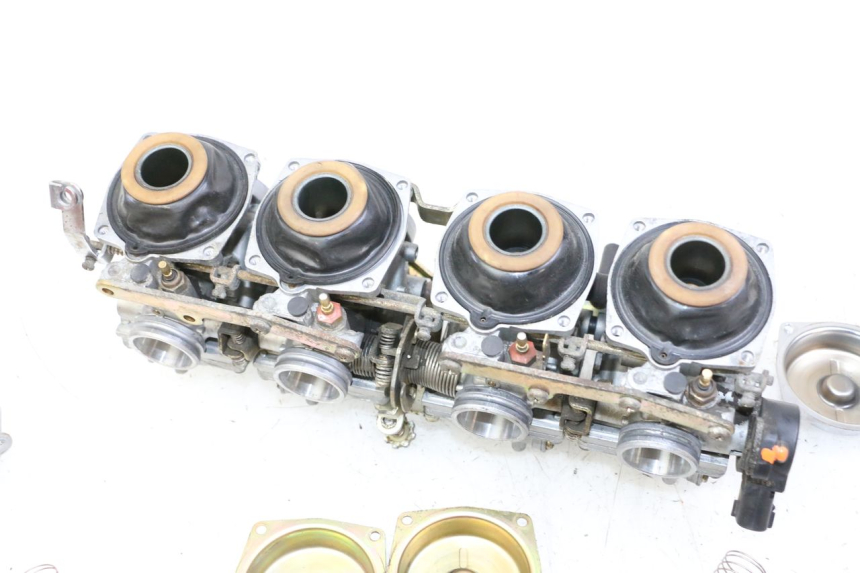 photo de VERGASER YAMAHA XJN DIVERSION 600 (2000 - 2003) - Zoom auf Gebrauchszustand