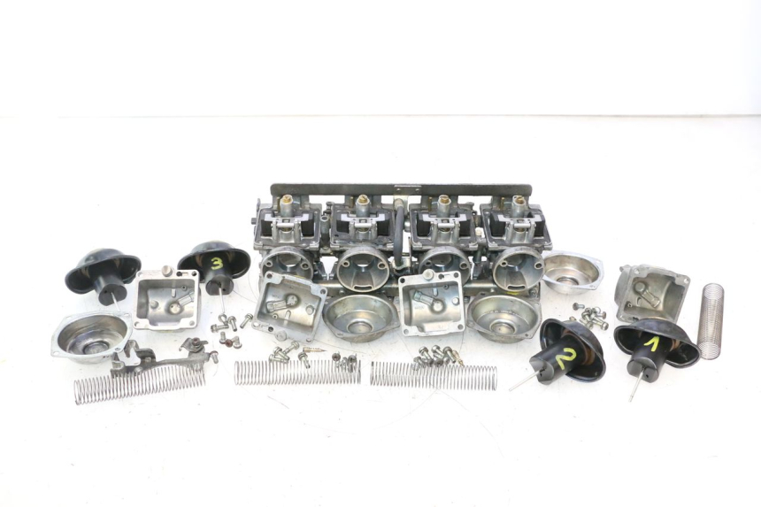photo de VERGASER YAMAHA XJR 1300 (1998 - 2002) - Detailansicht des Bauteils
