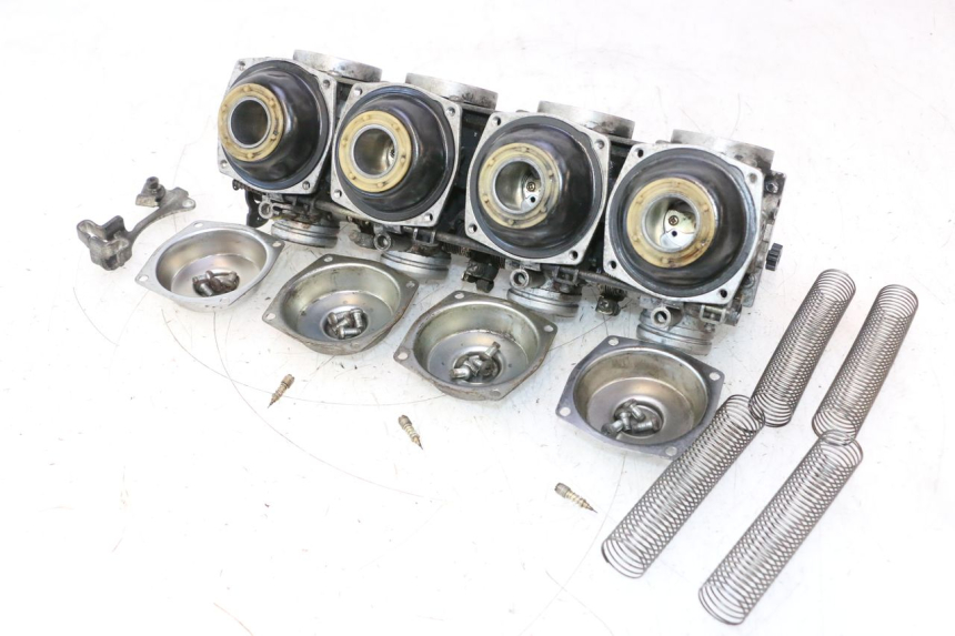 photo de VERGASER YAMAHA XJR 1300 (1998 - 2002) - Alternativer Blickwinkel
