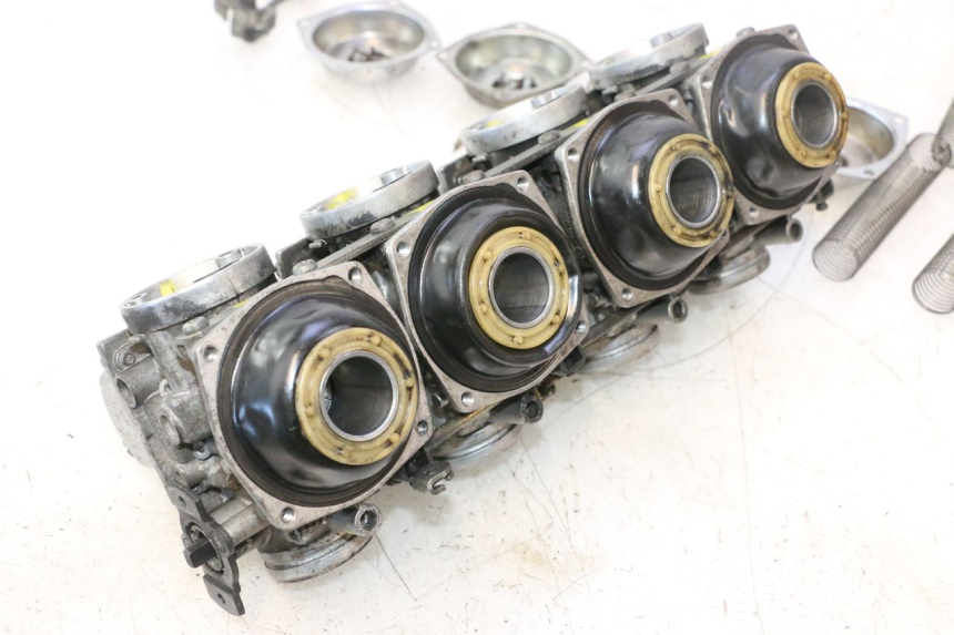 photo de VERGASER YAMAHA XJR 1300 (1998 - 2002) - Zoom auf Gebrauchszustand