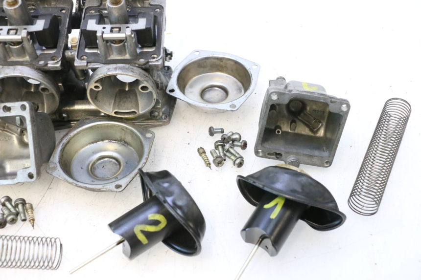 photo de VERGASER YAMAHA XJR 1300 (1998 - 2002) - Technische Nahaufnahme