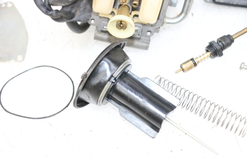 photo de VERGASER YAMAHA YFM R RAPTOR 250 (2008 - 2014) - Details der Befestigungspunkte