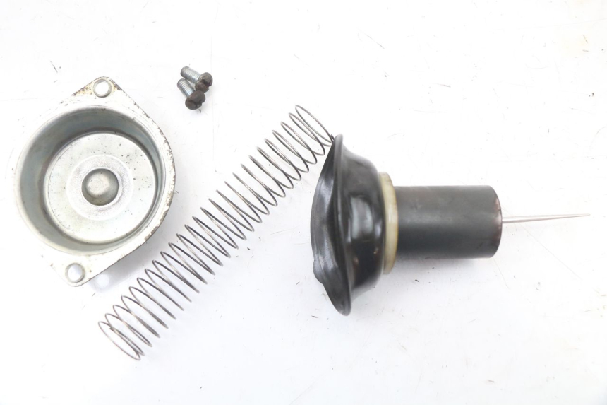 photo de VERGASER YAMAHA YP MAJESTY 125 (2002 - 2006) - Weitere Ansicht des Artikels