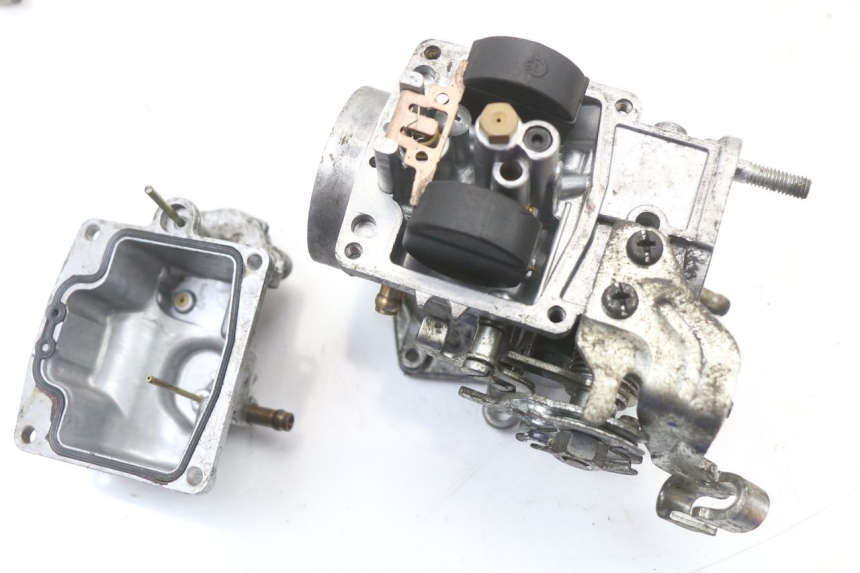 photo de VERGASER YAMAHA YP MAJESTY 125 (2002 - 2006) - Geprüftes Gebrauchtteil