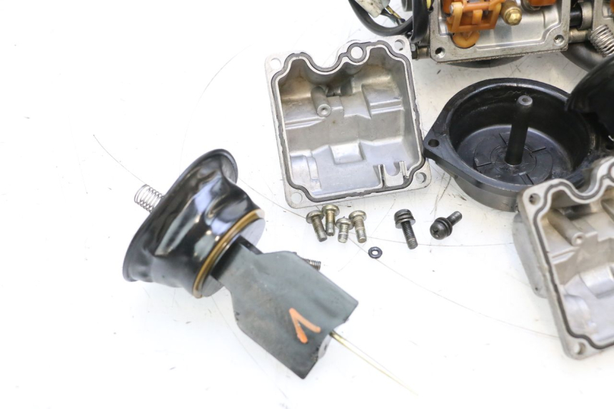 photo de VERGASER YAMAHA YZF R GENESIS 750 (1993 - 1998) - Weitere Ansicht des Artikels