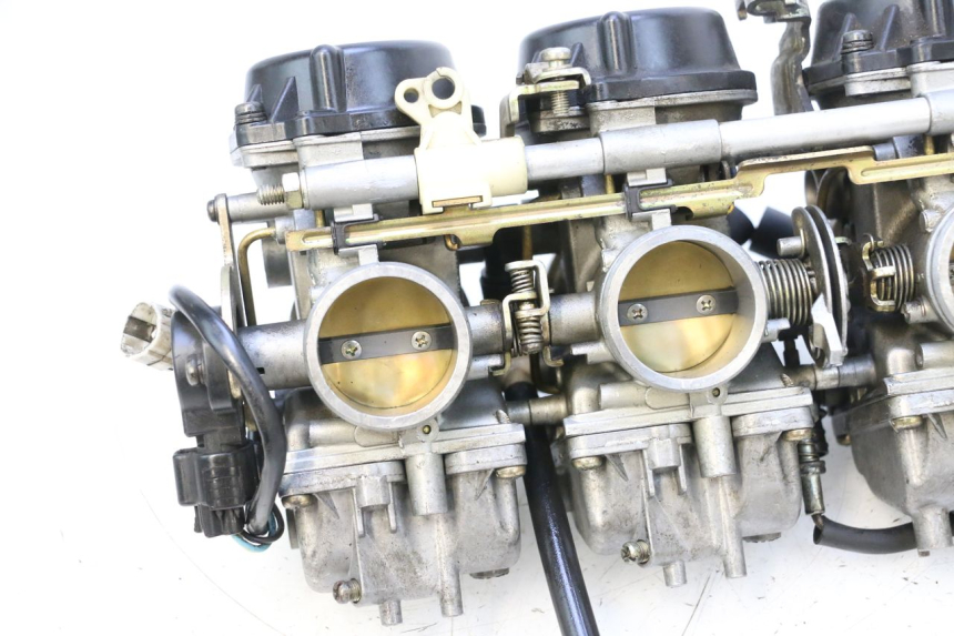 photo de VERGASER YAMAHA YZF R GENESIS 750 (1993 - 1998) - Kennzeichnungen und Originalreferenzen
