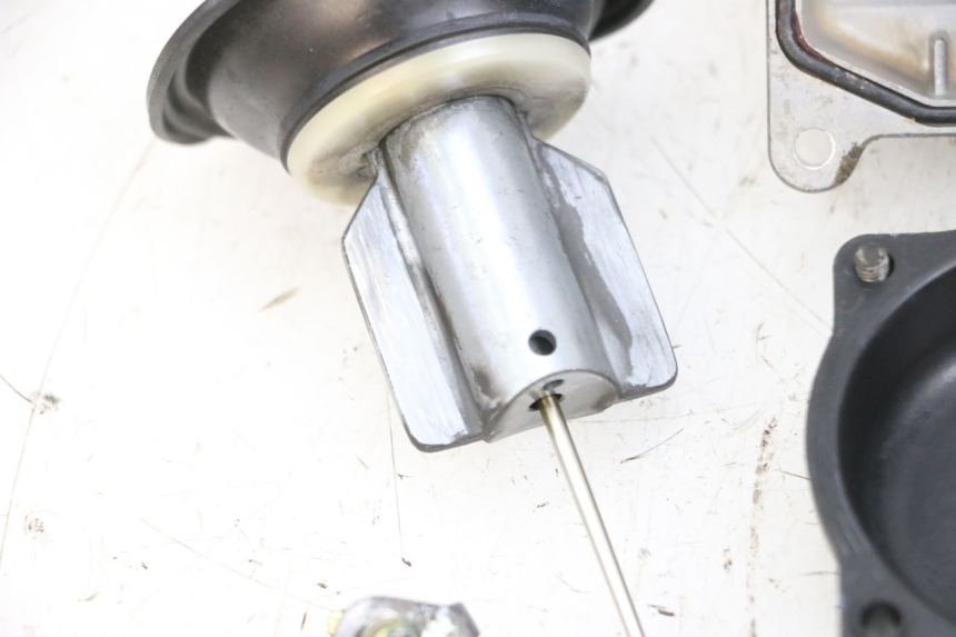 photo de VERGASER KAWASAKI ZR 7 750 (1999 - 2004) - Kennzeichnungen und Originalreferenzen