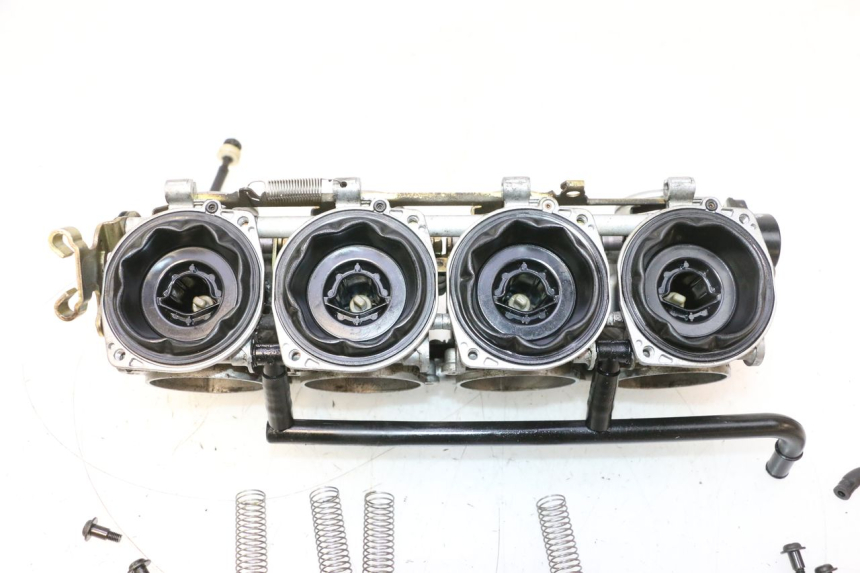 photo de VERGASER KAWASAKI ZX-6R ZX6R 600 (2000 - 2002) - Zoom auf Gebrauchszustand