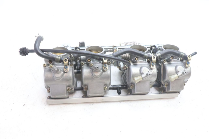 photo de VERGASER KAWASAKI ZZR 600 (1995 - 2004) - Oberflächenzustand und Material