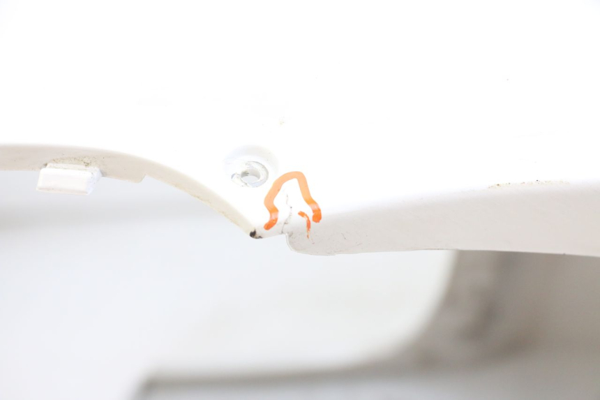 photo de HECKVERKLEIDUNG KYMCO AGILITY 4T 50 (2018 - 2022) - Kennzeichnungen und Originalreferenzen