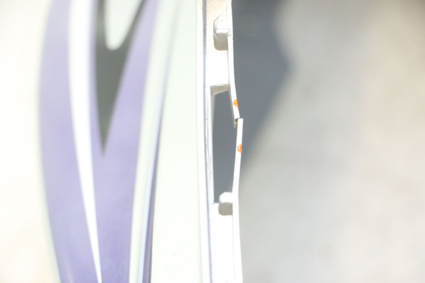 photo de HECKVERKLEIDUNG KYMCO AGILITY 4T 50 (2005 - 2018) - Detaillierte Sichtprüfung