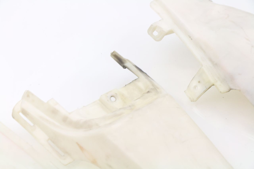 photo de HECKVERKLEIDUNG APOLLO DIRT BIKE 125 (2010 - 2018) - Zoom auf Komponenten