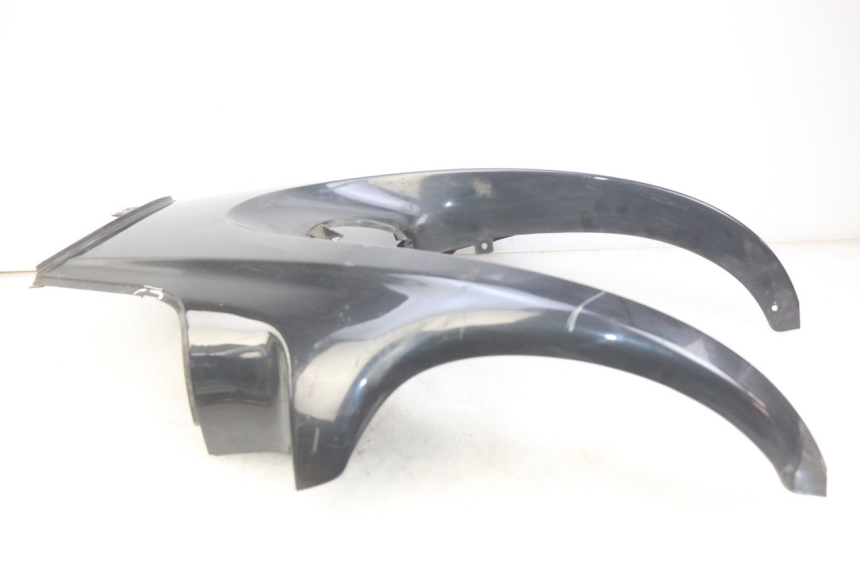 photo de HECKVERKLEIDUNG BMW C1 125 (2000 - 2003) - Details der Befestigungspunkte