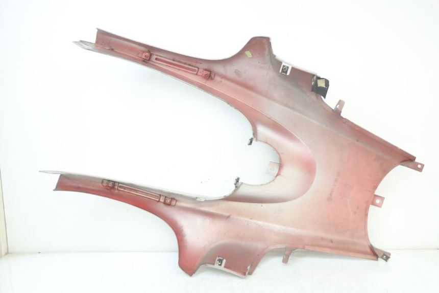 photo de HECKVERKLEIDUNG BMW C1 125 (2000 - 2003) - Details der Befestigungspunkte