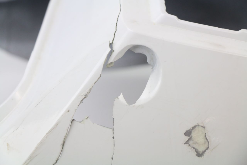 photo de HECKVERKLEIDUNG HONDA CBR 929 RR FIREBLADE 900 (2000 - 2001) - Zoom auf Komponenten