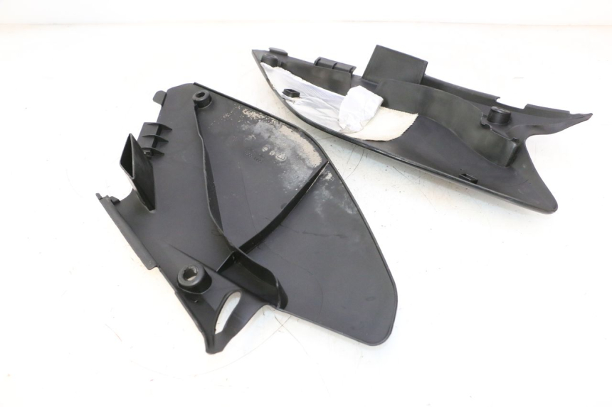 photo de HECKVERKLEIDUNG HM HONDA CRM DERAPAGE RR 50 (2006 - 2017) - Detailansicht des Bauteils