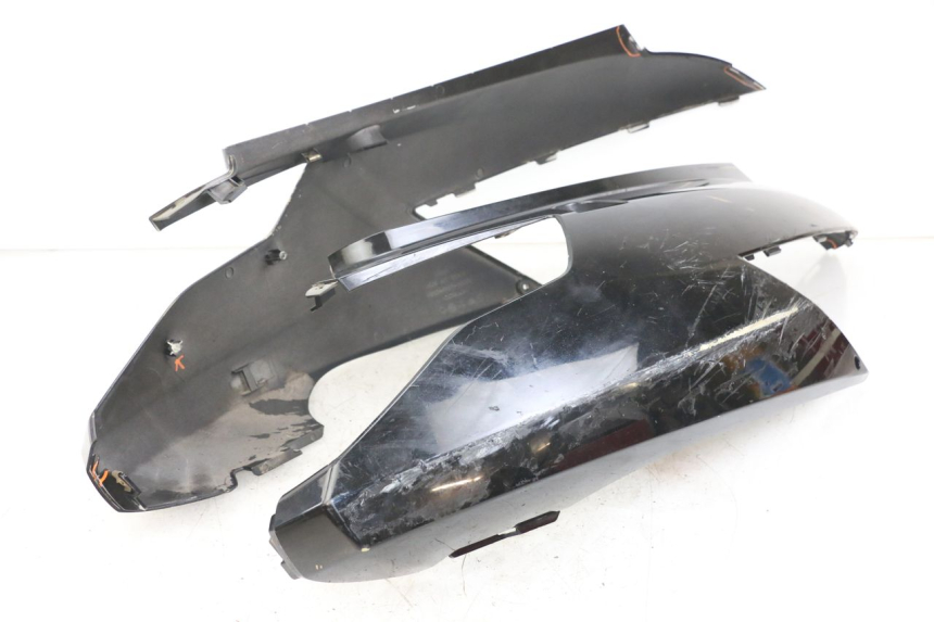 photo de HECKVERKLEIDUNG KYMCO DINK 4T 50 (2007 - 2018) - Hauptansicht