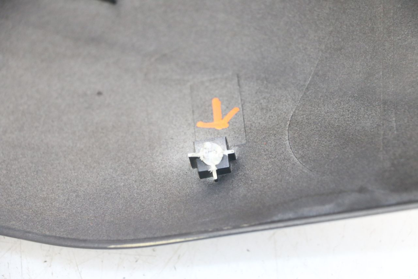 photo de HECKVERKLEIDUNG KYMCO DINK 4T 50 (2007 - 2018) - Technische Nahaufnahme