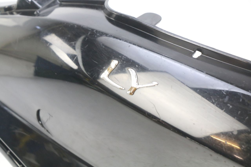 photo de HECKVERKLEIDUNG PIAGGIO FLY 2T 50 (2004 - 2017) - Kennzeichnungen und Originalreferenzen