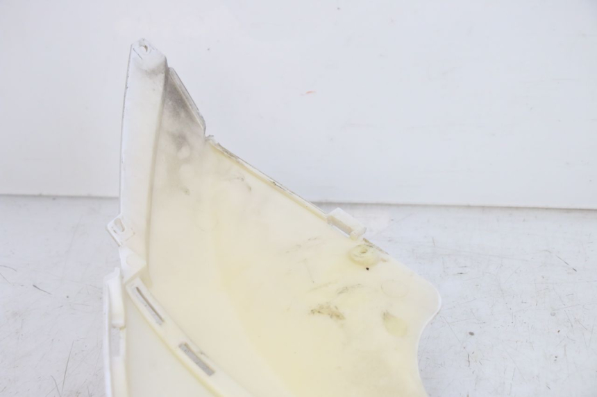 photo de HECKVERKLEIDUNG PIAGGIO FLY 125 (2005 - 2012) - Technische Nahaufnahme