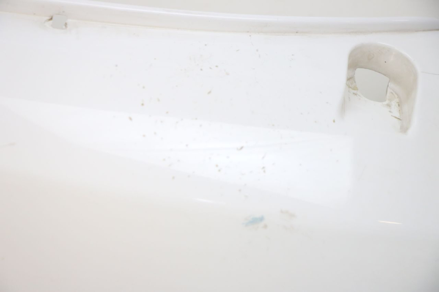 photo de HECKVERKLEIDUNG PIAGGIO FLY 125 (2005 - 2012) - Details der Befestigungspunkte