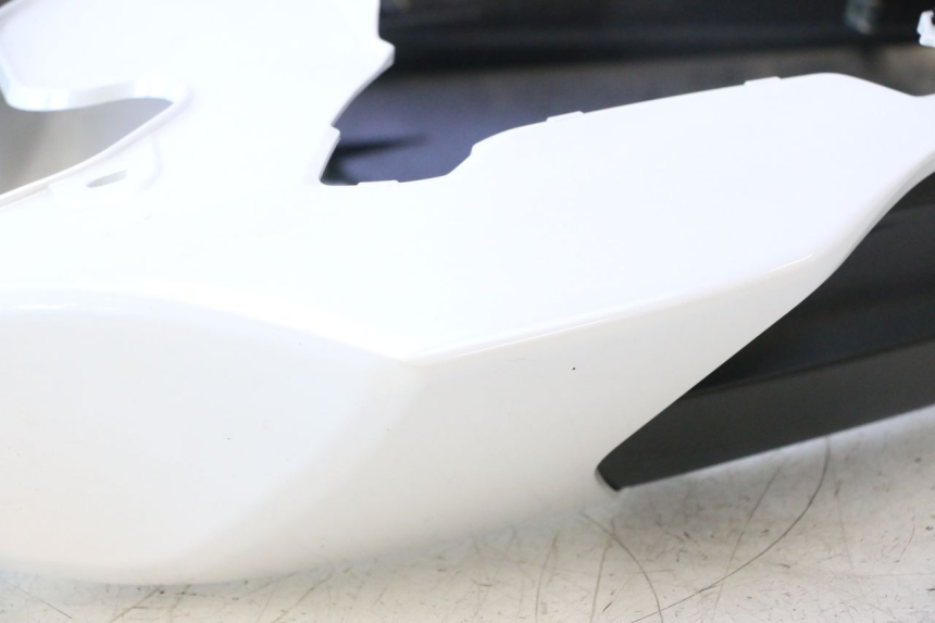 photo de HECKVERKLEIDUNG YAMAHA FZ8 800 (2010 - 2016) - Technische Nahaufnahme