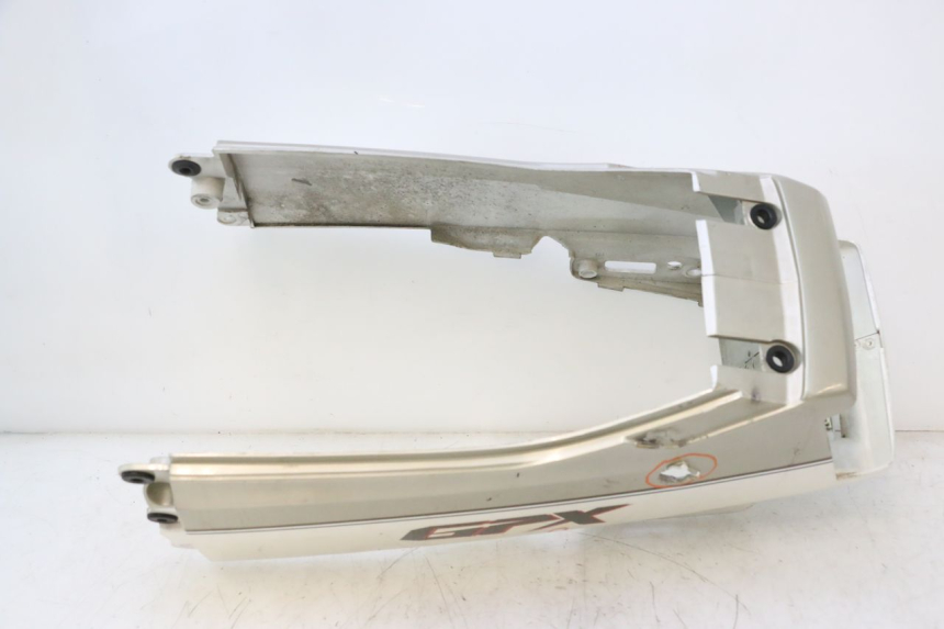 photo de HECKVERKLEIDUNG KAWASAKI GPX F ZX750F 750 (1986 - 1990) - Details der Befestigungspunkte
