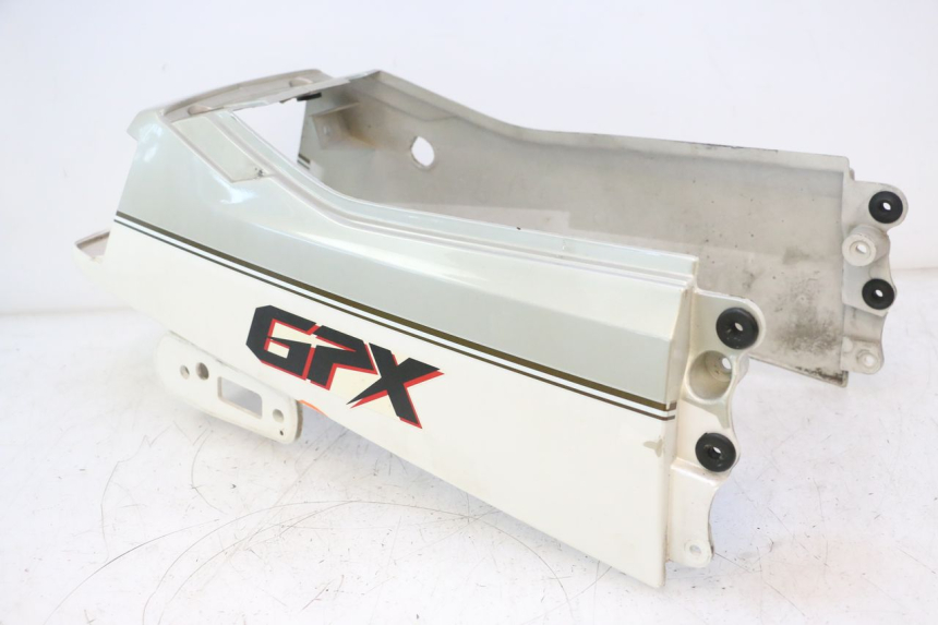 photo de HECKVERKLEIDUNG KAWASAKI GPX F ZX750F 750 (1986 - 1990) - Geprüftes Gebrauchtteil