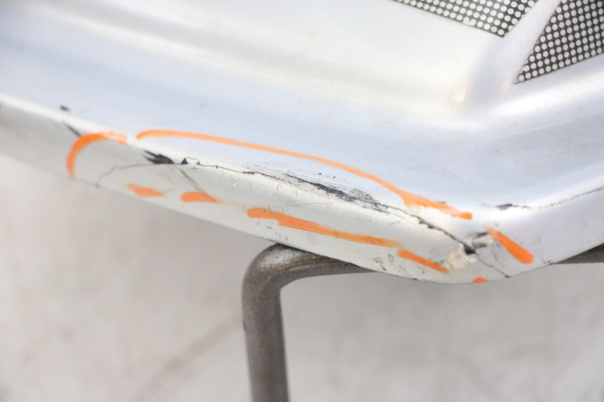 photo de HECKVERKLEIDUNG SUZUKI GSX E 250 (1982 - 1983) - Detailansicht des Bauteils