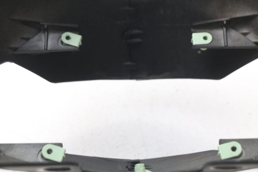 photo de HECKVERKLEIDUNG PEUGEOT KISBEE 2T 50 (2010 - 2017) - Detailansicht des Bauteils