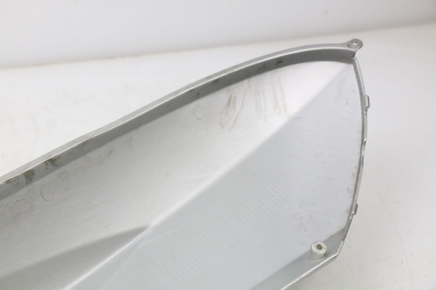 photo de HECKVERKLEIDUNG PEUGEOT KISBEE 2T 50 (2010 - 2017) - Zoom auf Komponenten