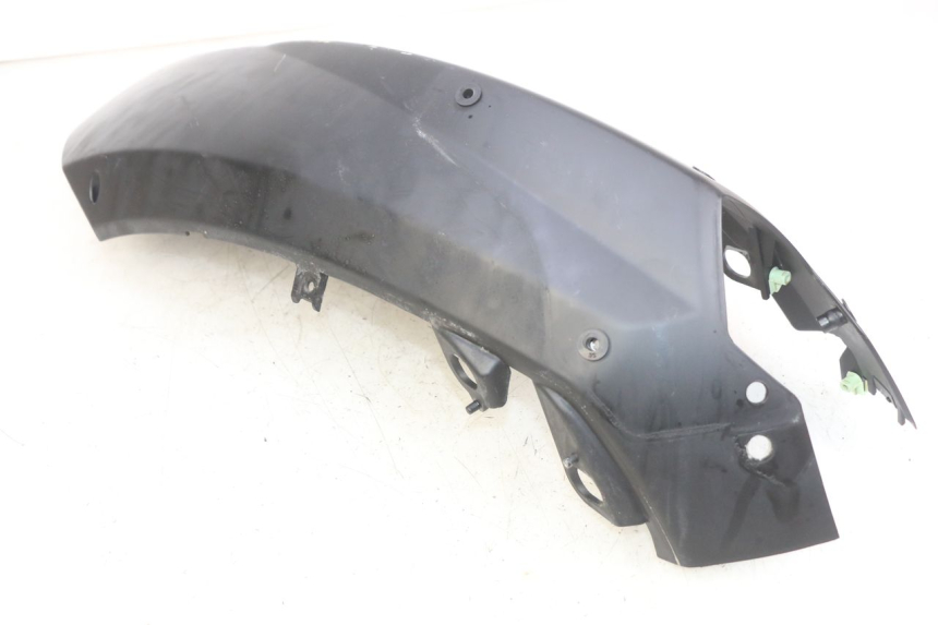 photo de HECKVERKLEIDUNG PEUGEOT KISBEE 4T 50 (2018 - 2022) - Hochauflösende Nahaufnahme