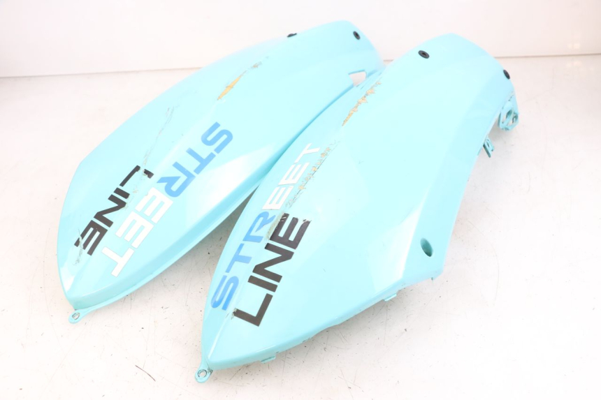 photo de HECKVERKLEIDUNG PEUGEOT KISBEE 4T 50 (2018 - 2022) - Zoom auf Komponenten