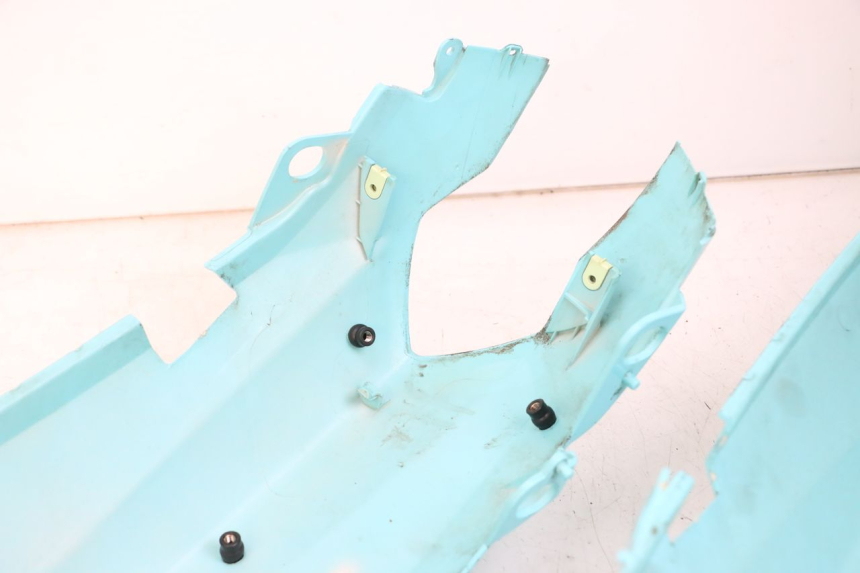 photo de HECKVERKLEIDUNG PEUGEOT KISBEE 4T 50 (2018 - 2022) - Alternative Perspektive