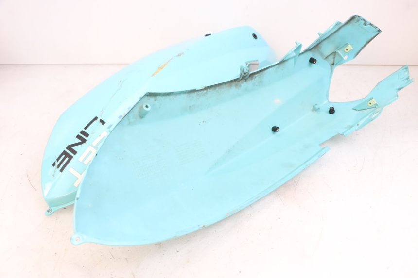 photo de HECKVERKLEIDUNG PEUGEOT KISBEE 4T 50 (2018 - 2022) - Oberflächenzustand und Material